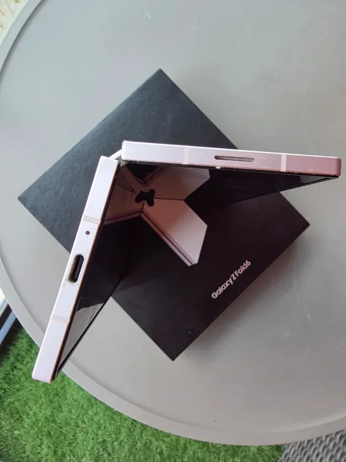 Samsung galaxy Z fold 6 - photo numéro 7