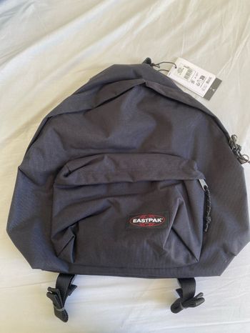 Sac à dos eastpak neuf