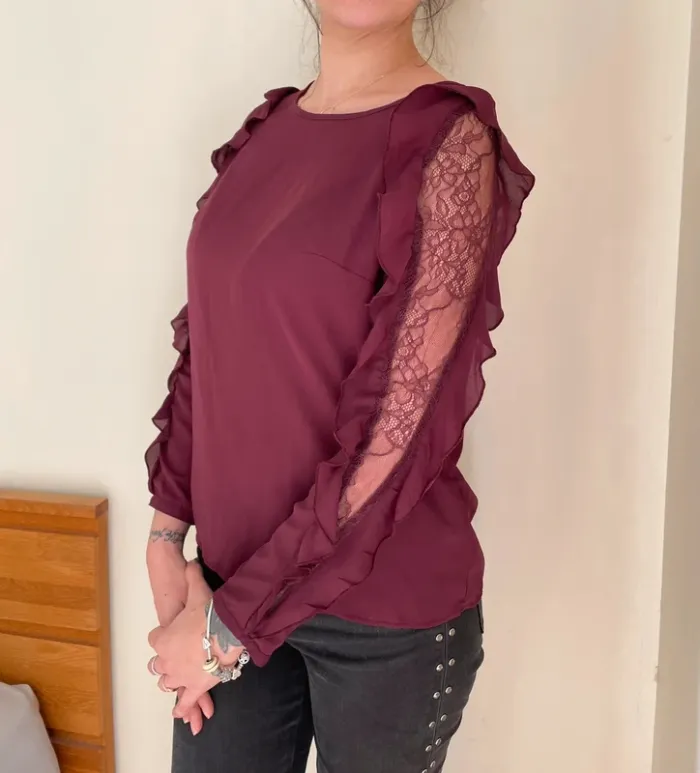 Haut blouse dentelle et volant - photo numéro 4