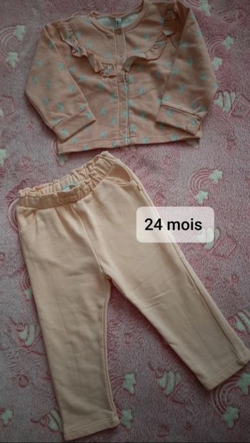 Pantalon Obaibi + gilet sweat 24 mois