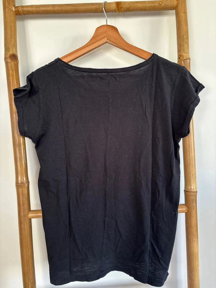 T-shirt noir avec petite poche - photo numéro 7