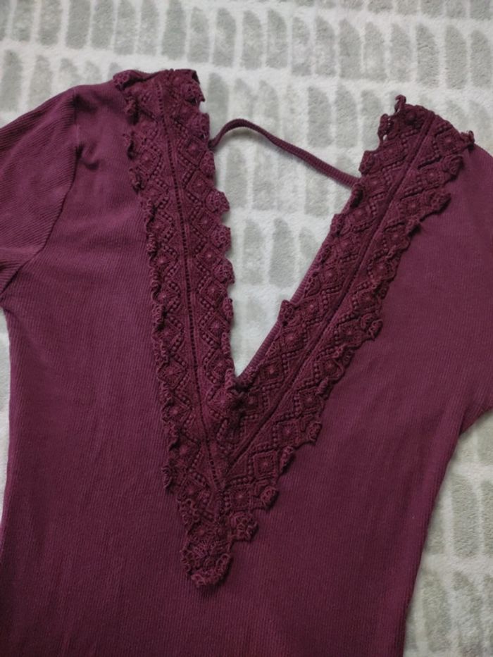 Body manches courtes bordeaux décolleté en V dentelle Jennyfer taille 36 - photo numéro 2