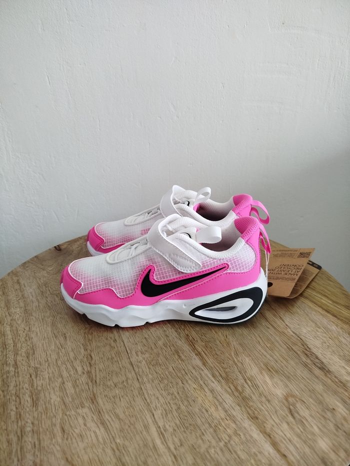 Baskets Nike T 28,5 - photo numéro 4