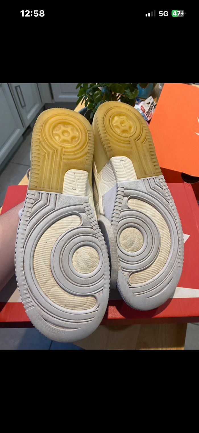 Chaussure Nike homme air force one taille 43 - photo numéro 3