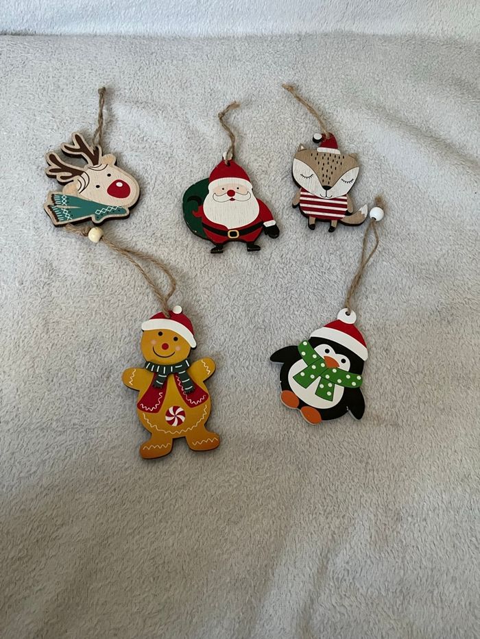 Lot 5 suspensions sapin bois Neuf