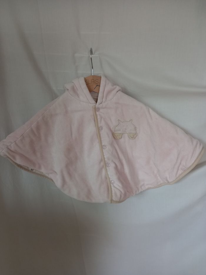 Une cape rose claire toucher velours et 2 doudous - photo numéro 5