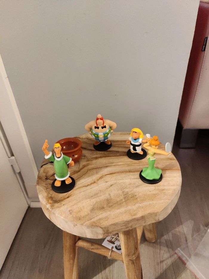 🙂 lot figurines Astérix 🙂