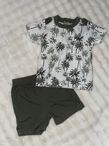 Ensemble kaki bébé