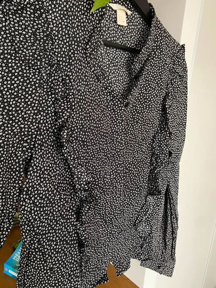 Chemise noire - photo numéro 2
