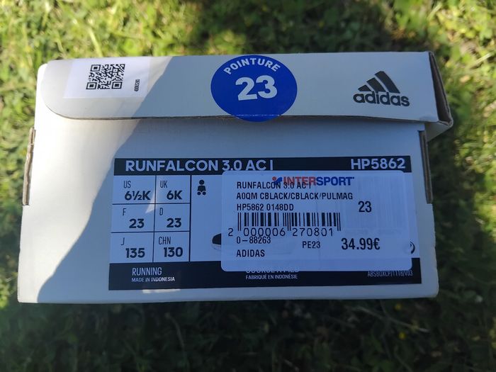 Très jolies basket Adidas noir et rose taille 23 - photo numéro 2