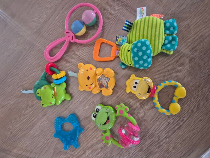 Lot de Hochets et Petits Jouets d'Éveil 🧸🎶 - photo numéro 2