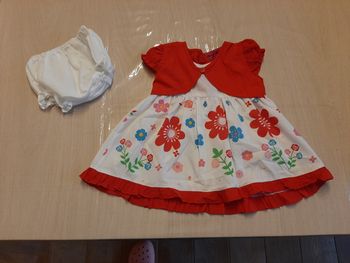 Robe légère été 3-6 mois jamais portée Rouge et blanche
