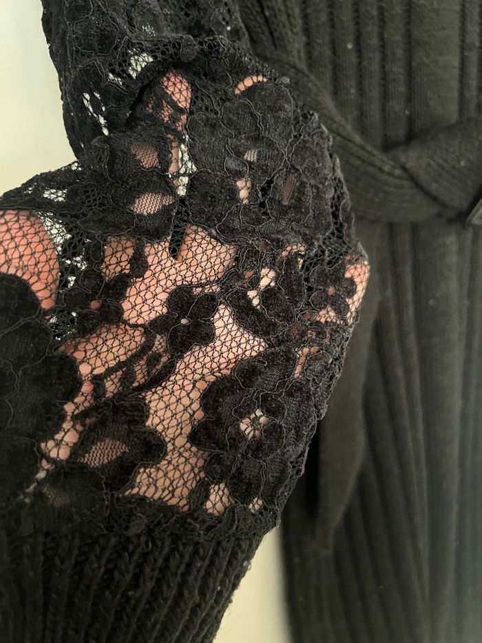 Robes noir M manches dentelles - photo numéro 3