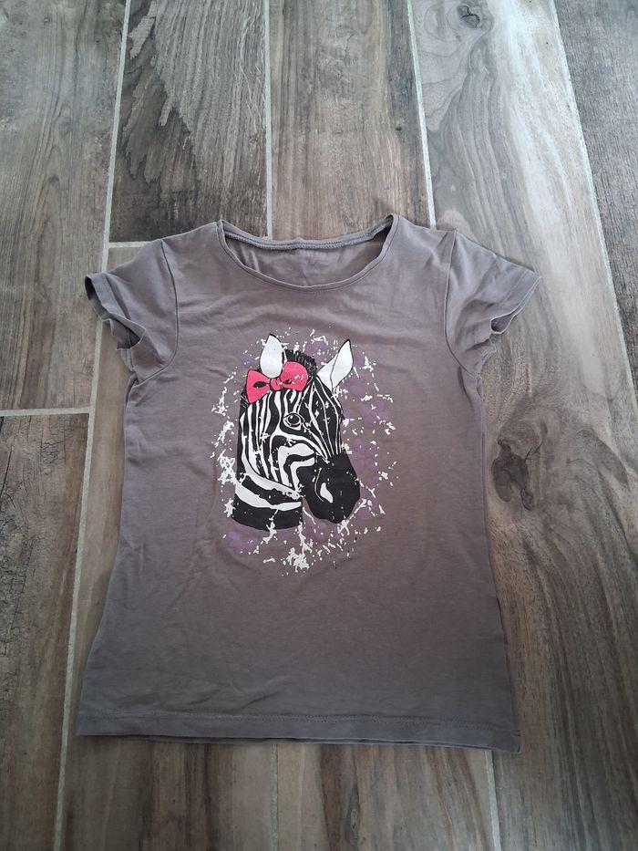 Tee-shirt - photo numéro 1