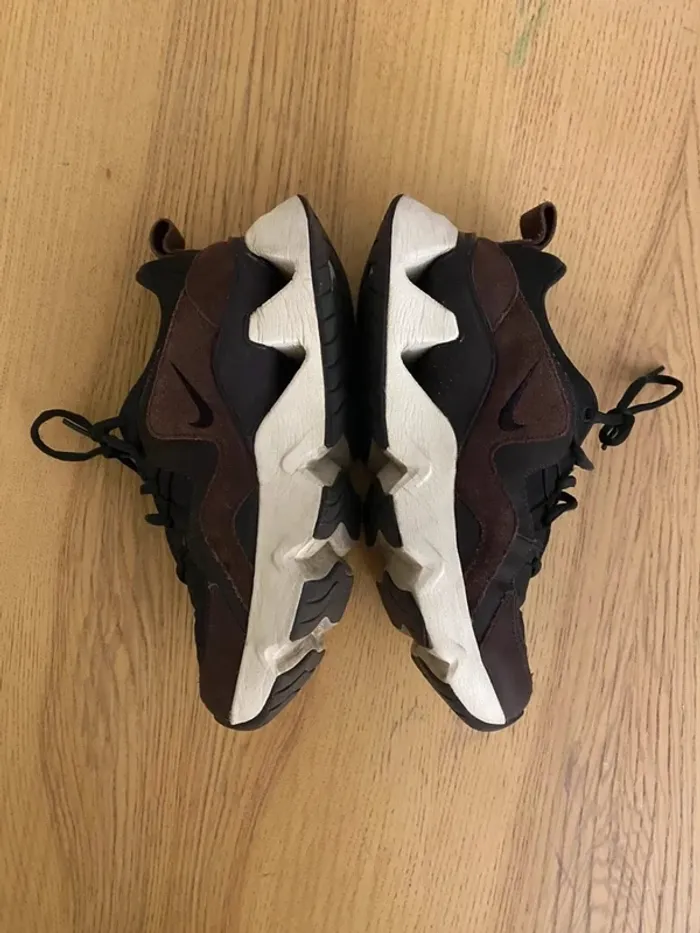 Baskets Nike RYZ 365 noir et bordeaux taille 39 - photo numéro 3