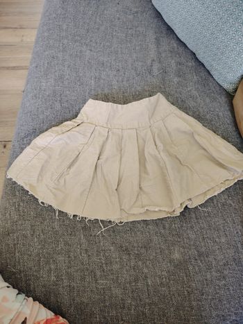 Lot jupe et robes