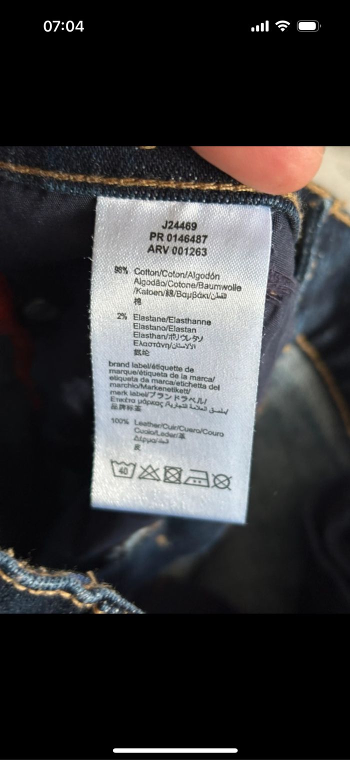 Jeans Hugo boss taille 8 ans - photo numéro 7