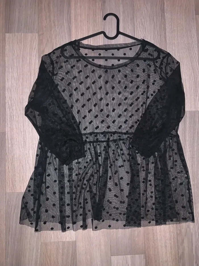Top transparent avec pois