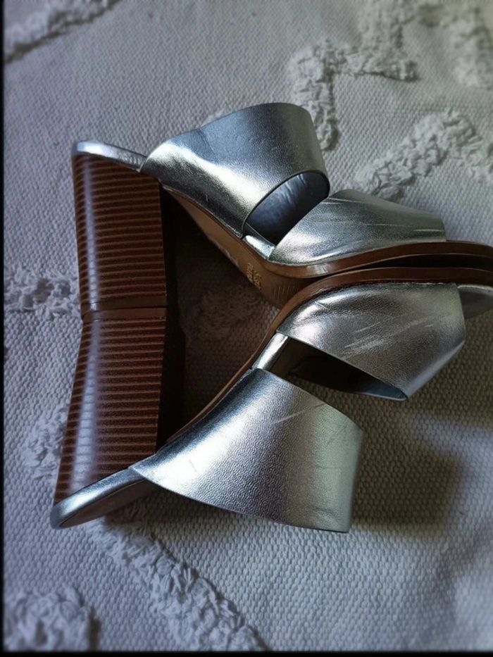 Mules sandales à talons argentées - photo numéro 6