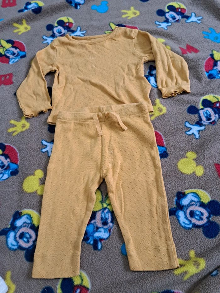 Ensemble bébé 6mois - photo numéro 2