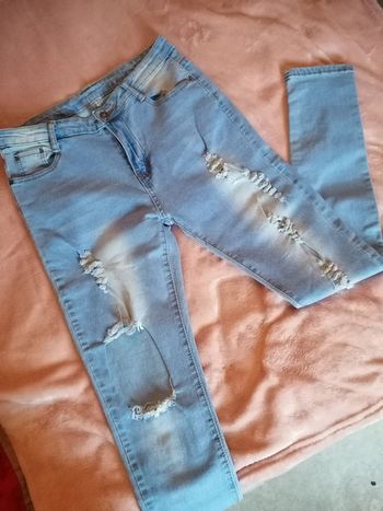 Jeans troué bleu clair