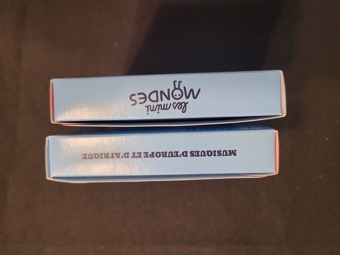 Lot deux mini jeux les mini mondes poster sticker mcdo - photo numéro 3