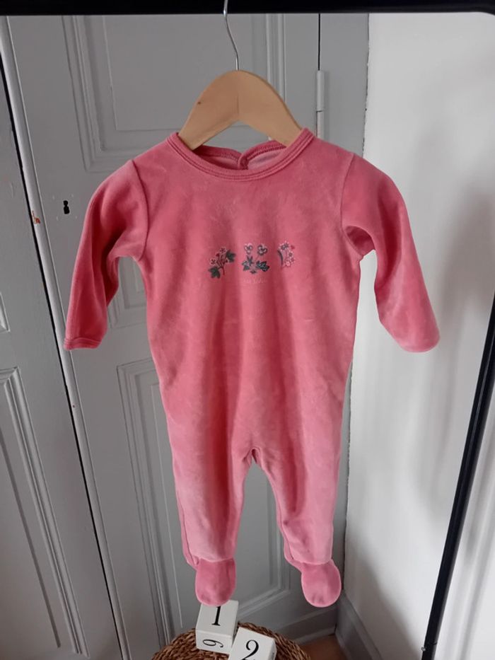 Bodie et pyjama à fleurs 🌸 Petit Bateau - 12 mois - photo numéro 2