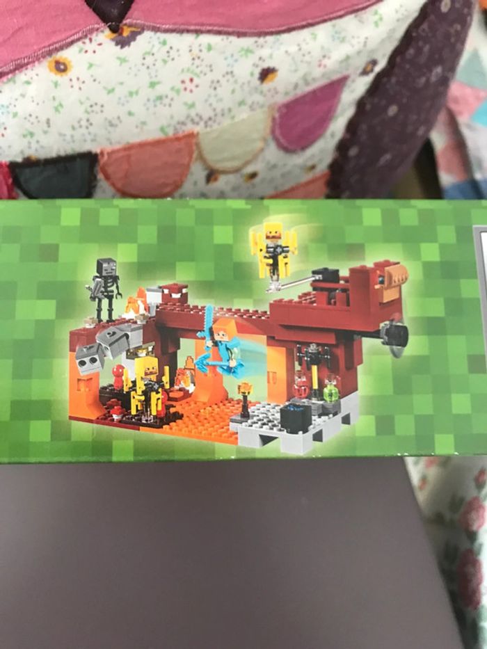 Lego 21154 complet boite notice Minecraft - photo numéro 6