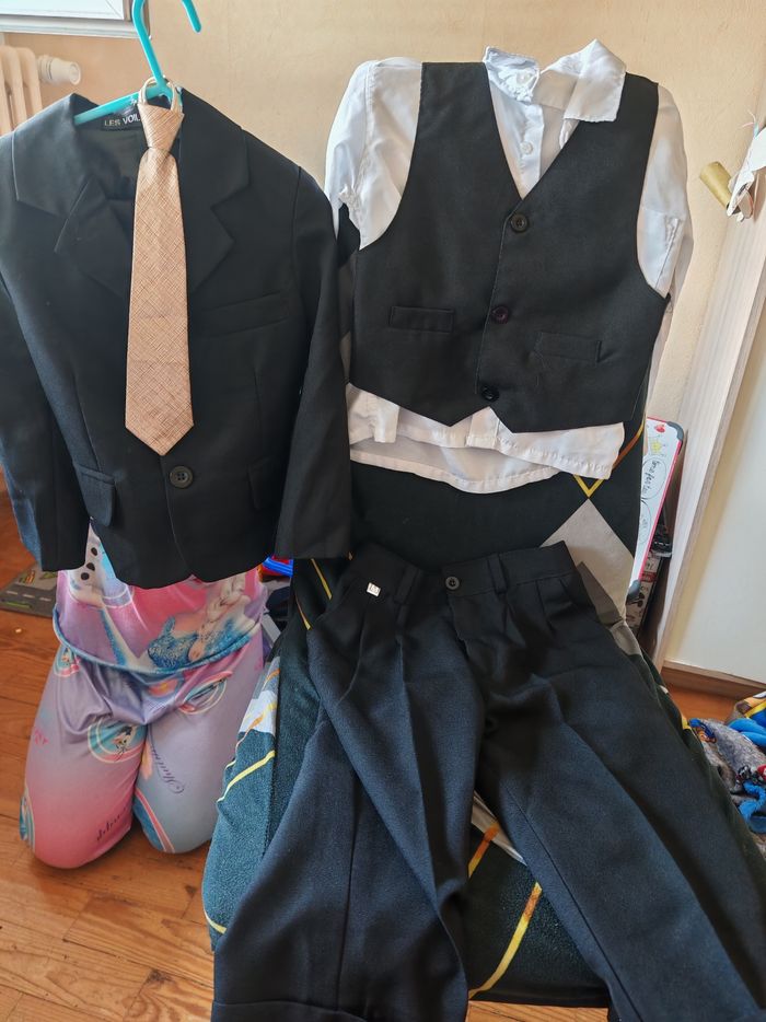 Tenue garçon 4/5 ans - photo numéro 3