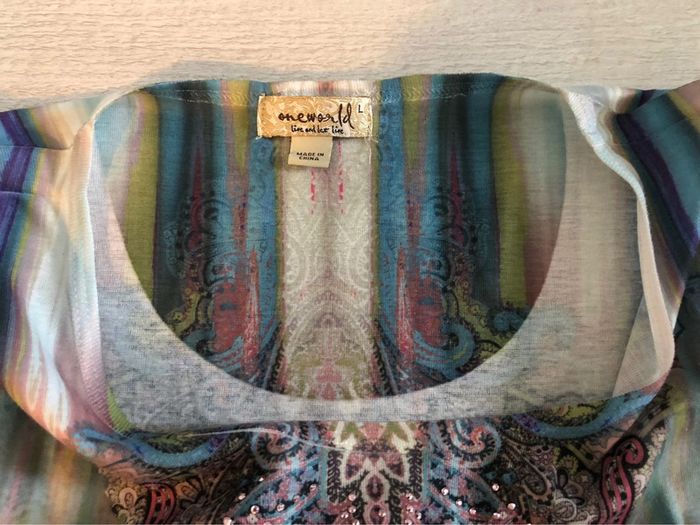 AN72:Blouse imprimée et strass TL (44/46) NEUVE - photo numéro 8