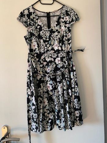 Robe fleurie Orsay Taille 40