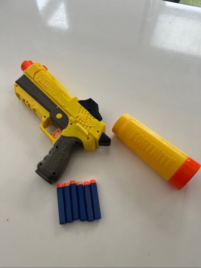 Pistolet blaster nerf fortnite - photo numéro 5