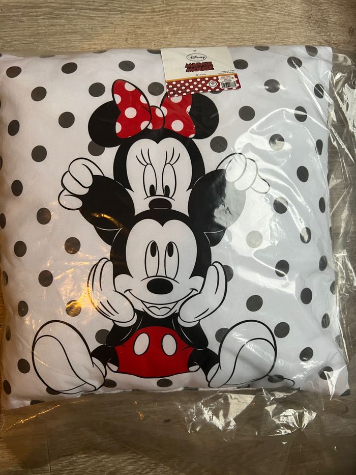 Coussin Mickey et Minnie love - photo numéro 2