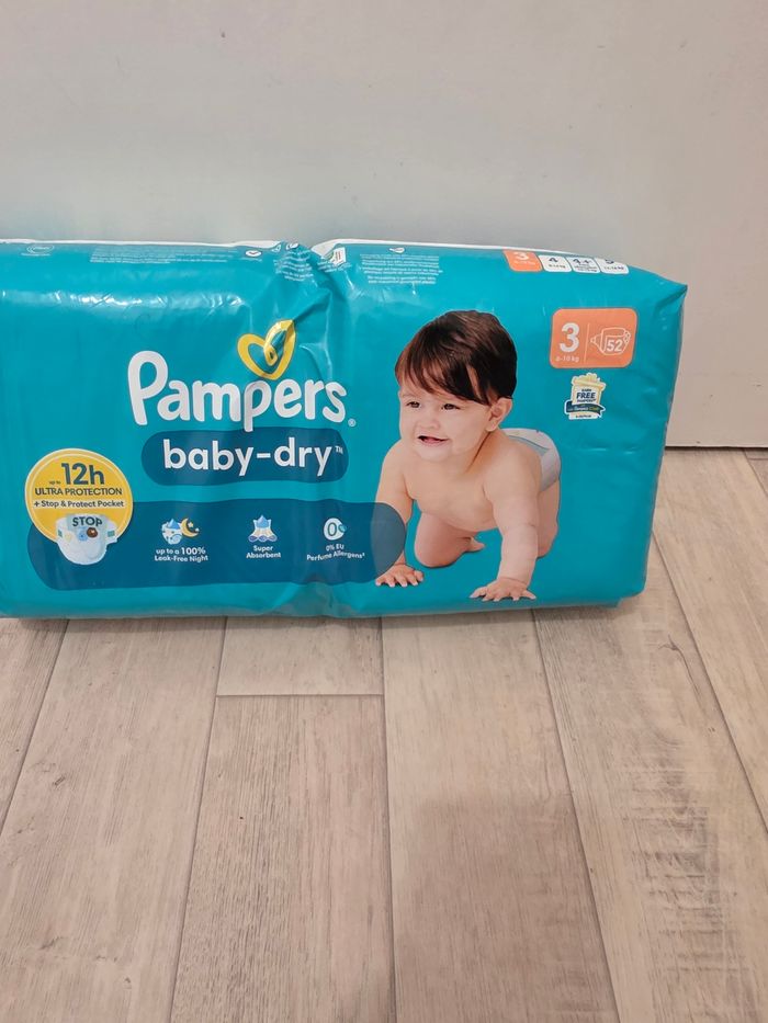 Couche pampers  taille 3