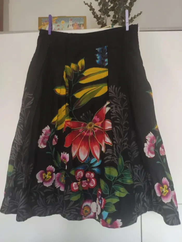 Derhy Ensemble jjupe et top fleuri S - photo numéro 2