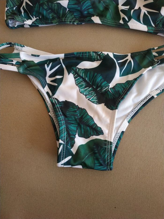 Maillot de bain vert taille S - photo numéro 2