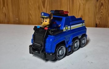 Vehicule transformable et figurine chase Pat patrouille
