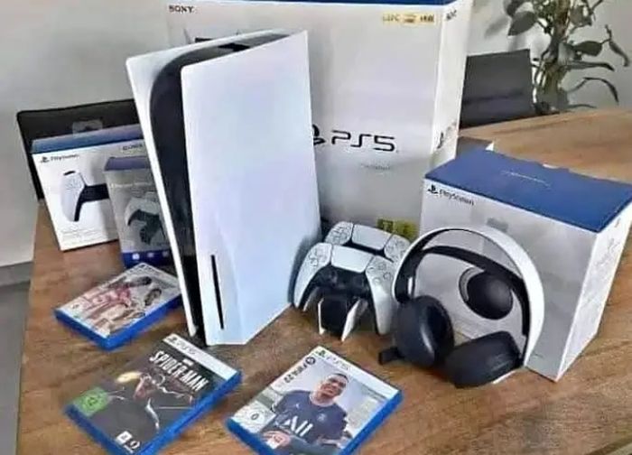 Sony PS 5 Sony - photo numéro 4