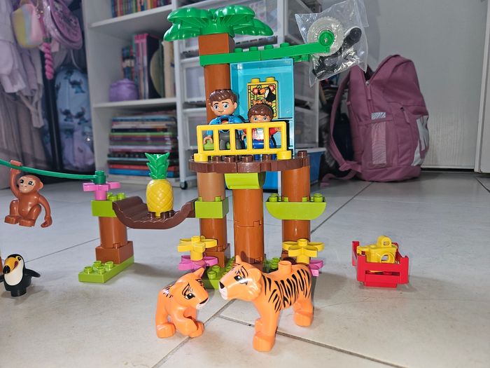 Lego Duplo L'île tropicale 10906 - photo numéro 7