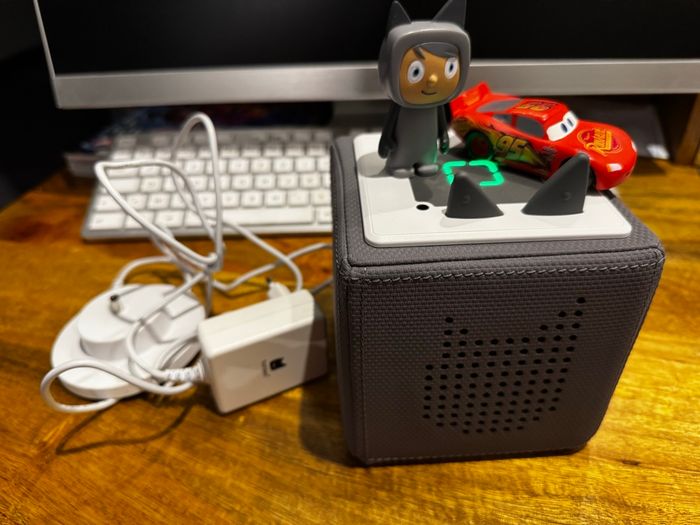 Tonie box + 2 figurines très bon état