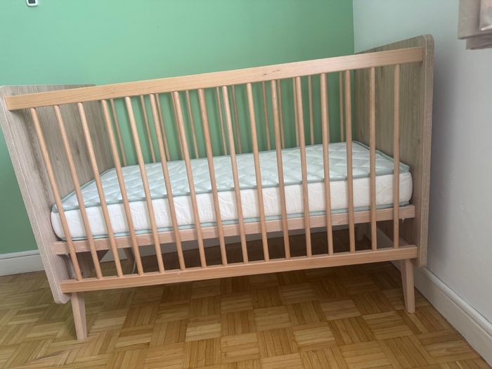Lit bébé Sauthon bois clair + matelas 60x120 – état neuf - photo numéro 3