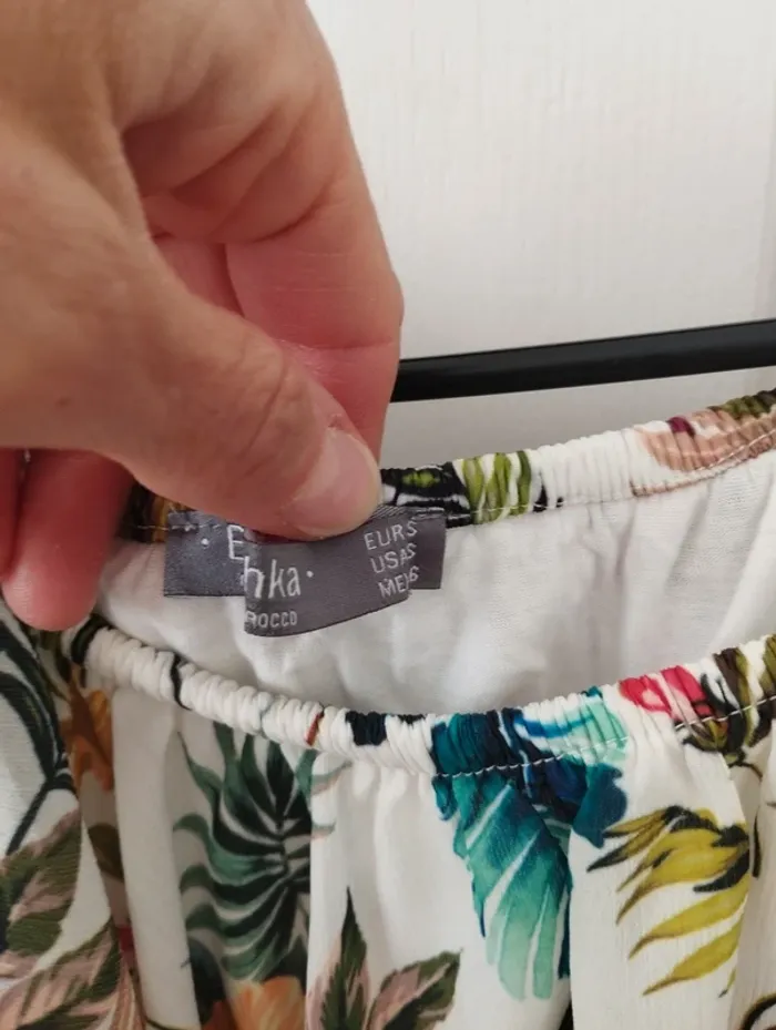 Crop top fleuri Bershka S - photo numéro 3