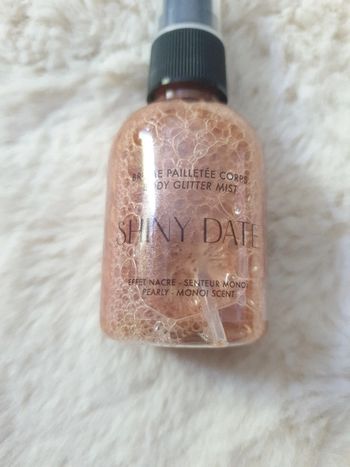 Neuf brume pailletée corps marque Shiny date