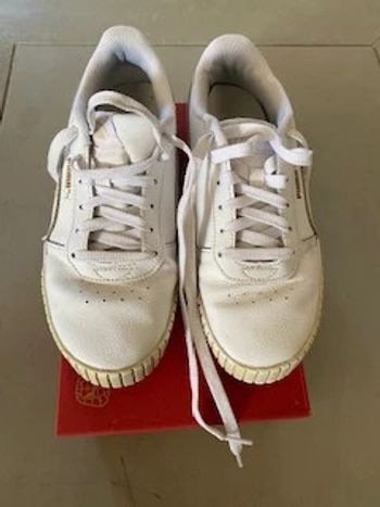 Puma Carina blanche et amande / crème taille 39