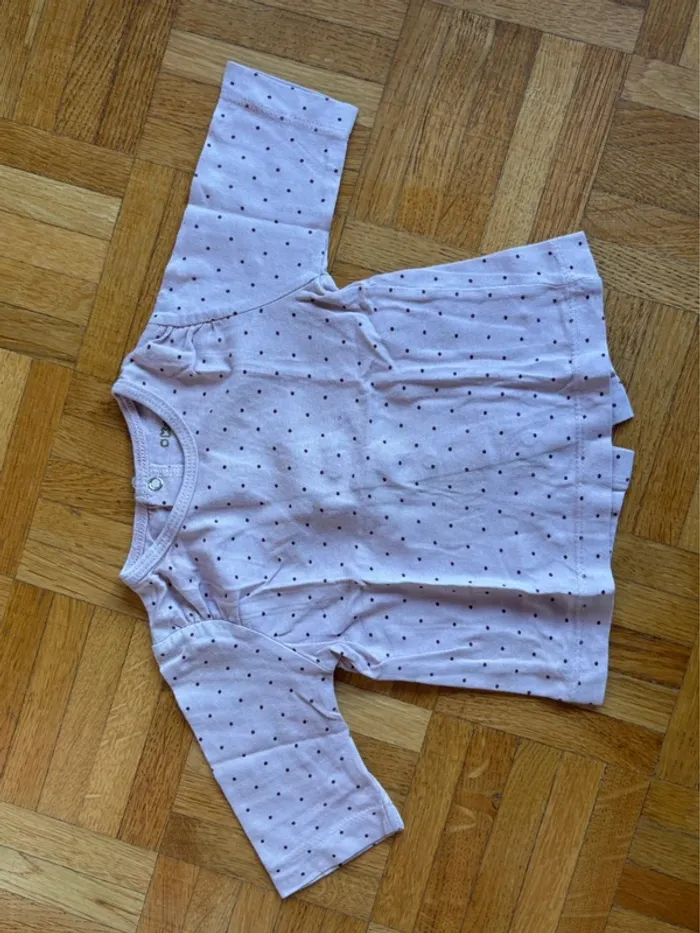 Haut Kitchoun 1 mois parfait état