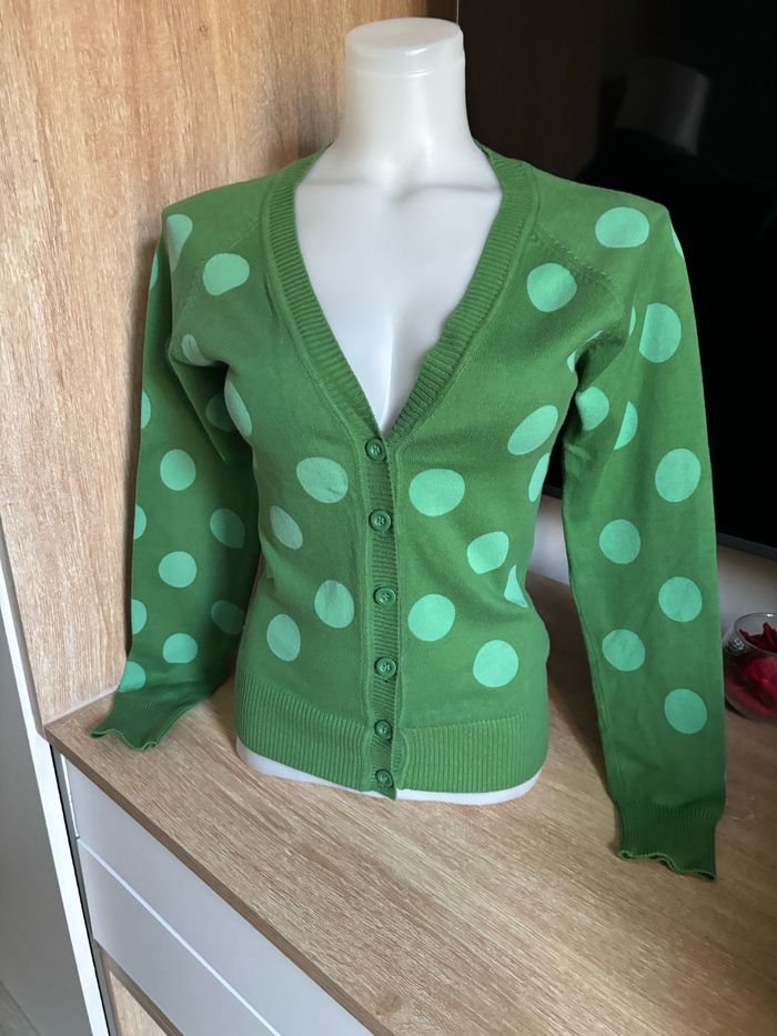 Cardigan col V a pois vert only taille S - photo numéro 2