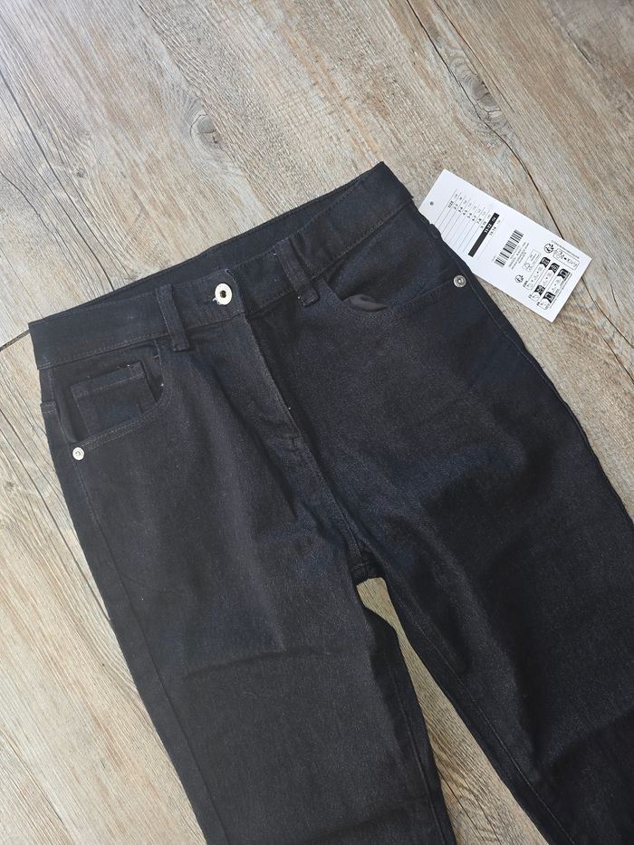 Jean noir basic taille 11 - 12 ans - photo numéro 2