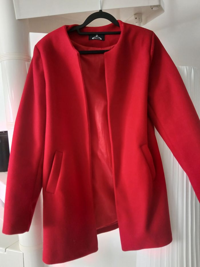 Manteau rouge