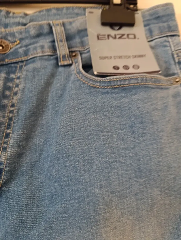 Jean marque Enzo neuf ! 34l - photo numéro 2
