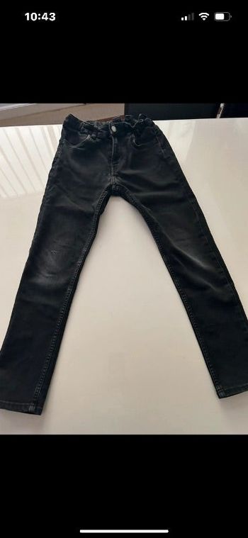 Lot de 3 pantalons taille 10 ans